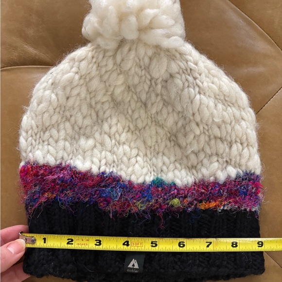 Chunky Knit Pom-Pom Hat (Toque) - Cream and Black with Fushia - Picture 8 of 10